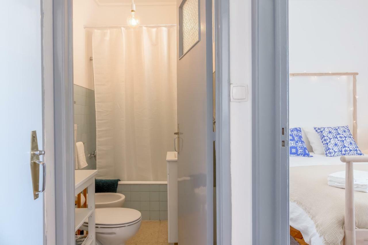 Renovated Sunny Apartment With Amazing Sunset Balcony , By Timecooler Lisboa Eksteriør billede